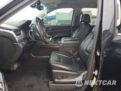 Zdjęcie 7 z 14 samochodu: 2019 CHEVROLET SUBURBAN C1500 LT VIN:1GNSCHKC4KR398731 - miniatura