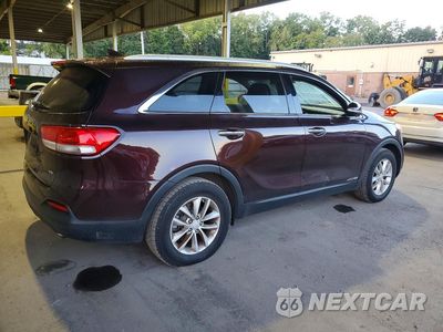 Trzecie zdjęcie samochodu z tyłu: 2016 KIA SORENTO LX V6 VIN:5XYPGDA59GG004192 - miniatura