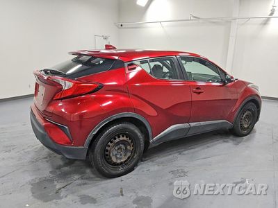 Trzecie zdjęcie samochodu z tyłu: 2019 TOYOTA C-HR LE VIN:NMTKHMBX1KR072875 - miniatura