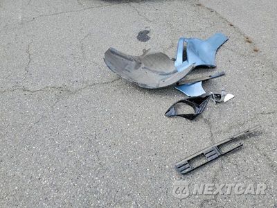 Zdjęcie 13 z 14 samochodu: 2011 CHEVROLET SUBURBAN K1500 LT VIN:1GNSKJE34BR292656 - miniatura