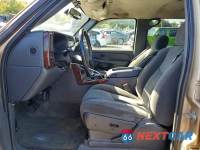 Zdjęcie 7 z 12 samochodu: 2005 CHEVROLET SILVERADO K2500 HEAVY DUTY VIN:1GCHK23U85F881767 - miniatura