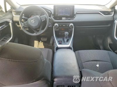 Zdjęcie 8 z 13 samochodu: 2020 TOYOTA RAV4 XLE VIN:2T3W1RFV8LC035840 - miniatura