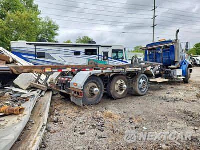 Trzecie zdjęcie samochodu z tyłu: 2006 STERLING L9500 ROLL-OFF CONTAINER TRUCK VIN:2FZMAZCV56AV17692 - miniatura