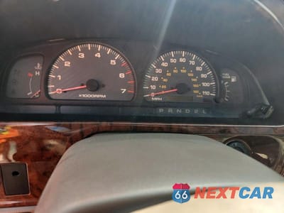 Zdjęcie 9 z 12 samochodu: 1999 TOYOTA 4RUNNER LIMITED VIN:JT3GN87RXX0108479 - miniatura