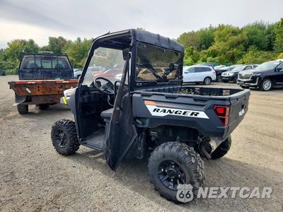 Trzecie zdjęcie samochodu z tyłu: 2024 POLARIS RANGER VIN:4XATAE999R8701733 - miniatura