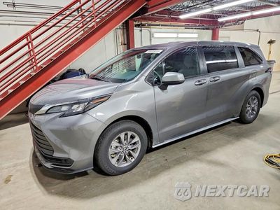 2026 TOYOTA SIENNA LE 5TDKSKFC1TS267598 - główne zdjęcie licytacji z USA - miniatura