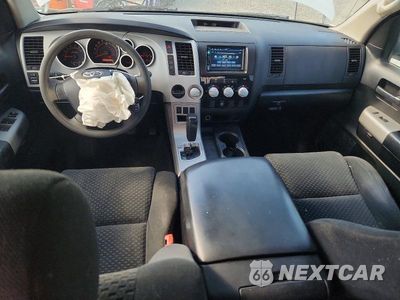 Zdjęcie 8 z 12 samochodu: 2008 TOYOTA TUNDRA SR5 VIN:5TBRV54198S475088 - miniatura