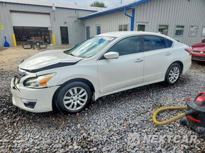2015 NISSAN ALTIMA 2.5 S 1N4AL3APXFC579701 - główne zdjęcie licytacji z USA - miniatura