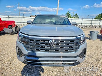 Piąte zdjęcie samochodu w środku: 2025 VOLKSWAGEN ATLAS CROSS SPORT SEL PREMIUM R-LINE VIN:1V2FE2CAXSC205322 - miniatura