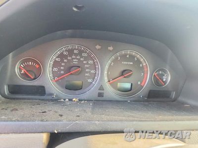 Zdjęcie 9 z 13 samochodu: 2004 VOLVO XC90 VIN:YV1CZ59H641069763 - miniatura