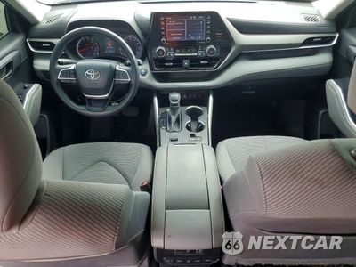Zdjęcie 8 z 13 samochodu: 2022 TOYOTA HIGHLANDER L VIN:5TDCZRAH5NS546759 - miniatura