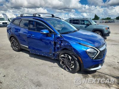 Czwarte zdjęcie samochodu z boku: 2023 KIA SPORTAGE SX PRESTIGE VIN:5XYK53AF9PG054660 - miniatura