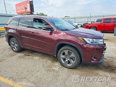 Czwarte zdjęcie samochodu z boku: 2019 TOYOTA HIGHLANDER LIMITED PLATINUM VIN:5TDDZRFH2KS937439 - miniatura