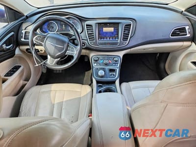 Zdjęcie 8 z 12 samochodu: 2016 CHRYSLER 200 LIMITED VIN:1C3CCCAB9GN175192 - miniatura
