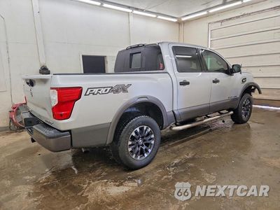 Trzecie zdjęcie samochodu z tyłu: 2017 NISSAN TITAN PRO-4X VIN:1N6AA1E53HN551675 - miniatura