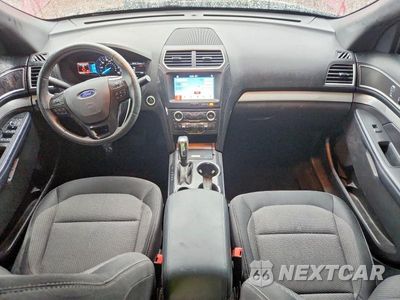 Zdjęcie 8 z 13 samochodu: 2017 FORD EXPLORER XLT VIN:1FM5K7D88HGD55957 - miniatura