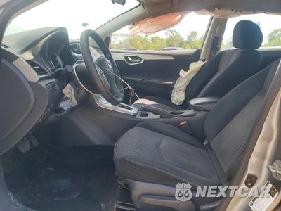 Zdjęcie 7 z 12 samochodu: 2014 NISSAN SENTRA S VIN:3N1AB7AP0EL669708 - miniatura