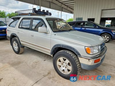 Czwarte zdjęcie samochodu z boku: 1998 TOYOTA 4RUNNER SR5 VIN:JT3GN86R9W0068539 - miniatura