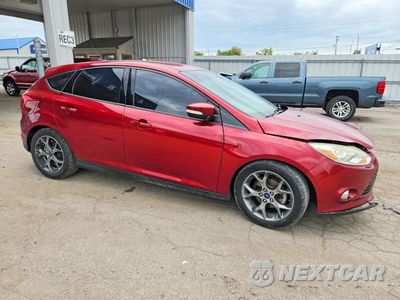 Czwarte zdjęcie samochodu z boku: 2014 FORD FOCUS SE VIN:1FADP3K27EL361945 - miniatura