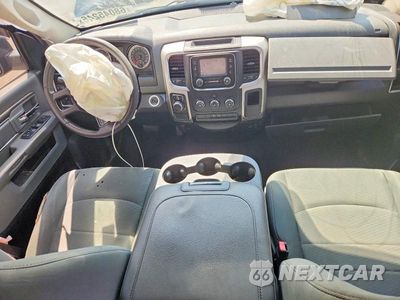 Zdjęcie 8 z 12 samochodu: 2017 RAM 1500 SLT VIN:1C6RR6GG0HS775263 - miniatura