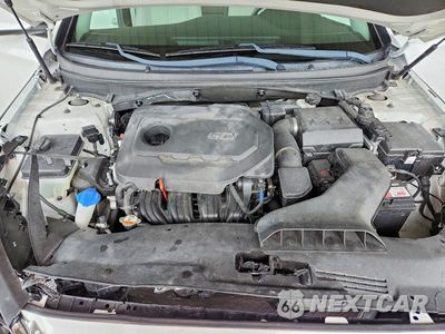 Zdjęcie 11 z 12 samochodu: 2018 HYUNDAI SONATA SE VIN:5NPE24AF8JH612235 - miniatura