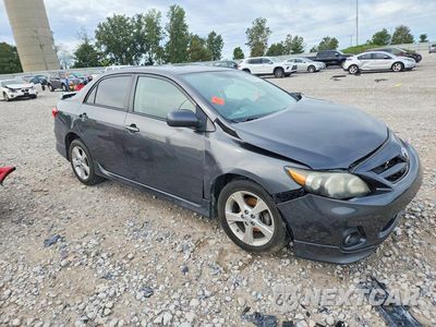 Czwarte zdjęcie samochodu z boku: 2013 TOYOTA COROLLA S VIN:2T1BU4EE9DC001779 - miniatura