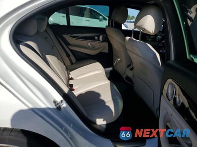 Zdjęcie 10 z 13 samochodu: 2020 MERCEDES-BENZ E 350 VIN:WDDZF8DB6LA747414 - miniatura
