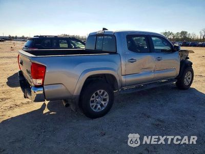 Trzecie zdjęcie samochodu z tyłu: 2017 TOYOTA TACOMA SR5 V6 VIN:5TFAZ5CN2HX040291 - miniatura