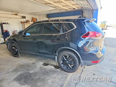 Drugie zdjęcie samochodu z przodu: 2019 NISSAN ROGUE S VIN:5N1AT2MV0KC736978 - miniatura