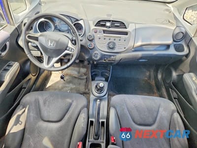 Zdjęcie 8 z 12 samochodu: 2009 HONDA FIT SPORT VIN:JHMGE87469S001046 - miniatura