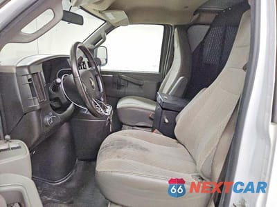 Zdjęcie 7 z 13 samochodu: 2022 CHEVROLET EXPRESS G2500 VIN:1GCWGAFP0N1139742 - miniatura