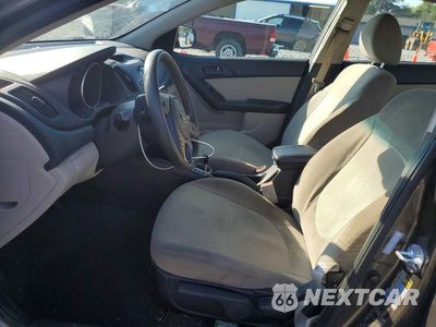 Zdjęcie 7 z 13 samochodu: 2011 KIA FORTE EX VIN:KNAFU4A20B5365786 - miniatura