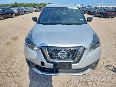 Piąte zdjęcie samochodu w środku: 2020 NISSAN KICKS SR VIN:3N1CP5DV4LL553241 - miniatura