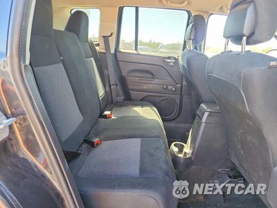 Zdjęcie 11 z 13 samochodu: 2014 JEEP COMPAS VIN:1C4NJCBA9ED630609 - miniatura