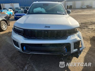 Piąte zdjęcie samochodu w środku: 2025 JEEP GRAND CHEROKEE 4XE VIN:1C4RJYB69S8690274 - miniatura