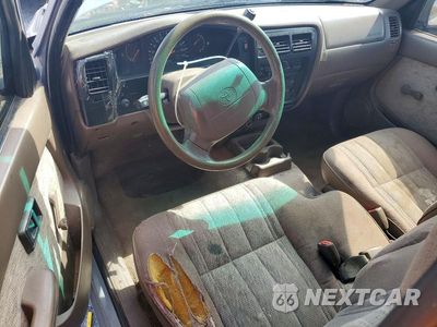 Zdjęcie 8 z 12 samochodu: 1998 TOYOTA TACOMA BASE VIN:4TAVL52N6WZ168194 - miniatura