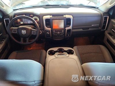 Zdjęcie 8 z 12 samochodu: 2017 RAM 1500 SLT VIN:1C6RR6GTXHS519113 - miniatura