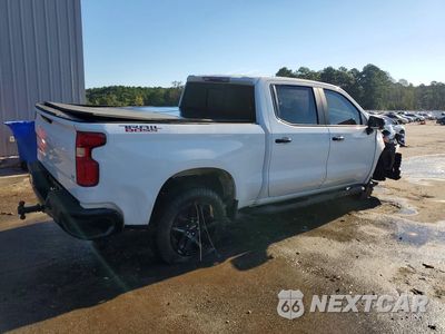 Trzecie zdjęcie samochodu z tyłu: 2021 CHEVROLET SILVERADO K1500 LT TRAIL BOSS VIN:3GCPYFED6MG225692 - miniatura