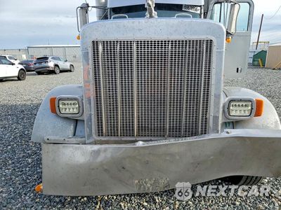 Zdjęcie 11 z 14 samochodu: 2000 PETERBILT 379 VIN:1XP5DB9X5YD531767 - miniatura