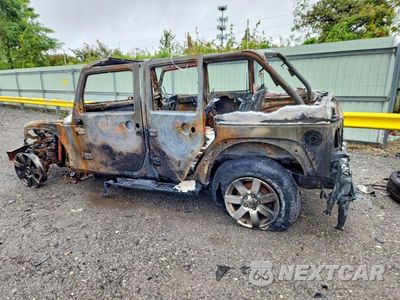 Drugie zdjęcie samochodu z przodu: 2016 JEEP WRANGLER UNLIMITED SAHARA VIN:1C4HJWEG7GL234248 - miniatura