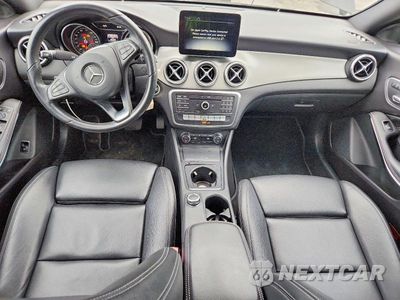 Zdjęcie 8 z 13 samochodu: 2019 MERCEDES-BENZ CLA 250 4MATIC VIN:WDDSJ4GBXKN715061 - miniatura