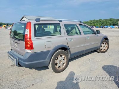 Trzecie zdjęcie samochodu z tyłu: 2005 VOLVO XC70 VIN:YV1SZ592951180767 - miniatura