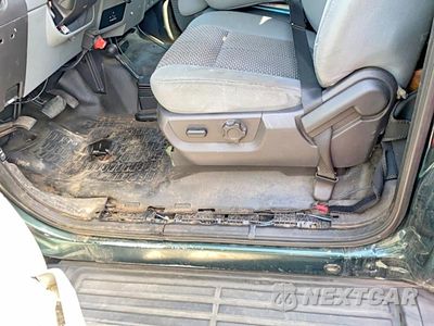 Zdjęcie 11 z 13 samochodu: 2011 FORD F550 SUPER DUTY VIN:1FDUF5HT0BEB90590 - miniatura