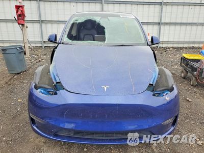 Piąte zdjęcie samochodu w środku: 2022 TESLA MODEL Y VIN:7SAYGDEE0NF386019 - miniatura