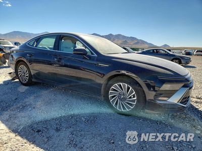 Czwarte zdjęcie samochodu z boku: 2025 HYUNDAI SONATA HYBRID SEL VIN:KMHL34JJ2SA111290 - miniatura