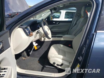 Zdjęcie 7 z 12 samochodu: 2021 VOLVO XC60 T5 MOMENTUM VIN:YV4102RK2M1815317 - miniatura