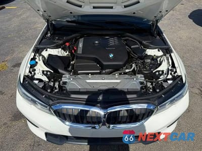 Zdjęcie 9 z 11 samochodu: 2022 BMW 3ER 330XI VIN:3MW5R7J04N8C65534 - miniatura