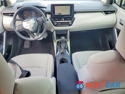 Zdjęcie 8 z 12 samochodu: 2024 TOYOTA COROLLA CROSS L VIN:7MUAAAAGXRV075243 - miniatura