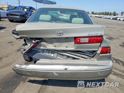 Zdjęcie 6 z 12 samochodu: 1998 TOYOTA CAMRY LE VIN:JT2BG22K6W0151456 - miniatura