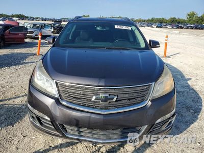 Piąte zdjęcie samochodu w środku: 2017 CHEVROLET TRAVERSE LT VIN:1GNKVHKD8HJ265206 - miniatura